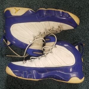 Air Jordan 9 Retro Kobe Bryant Edition. 23. Big Boy Size 7Y. 302359-121. 2016.